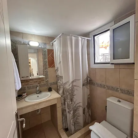 Apartment Ismini Basement Retreat