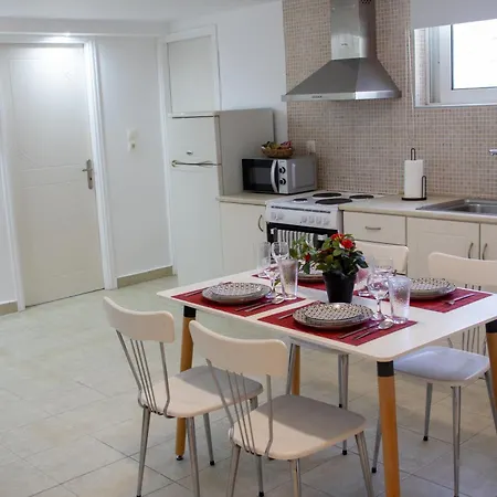 Ismini Basement Retreat Apartman *