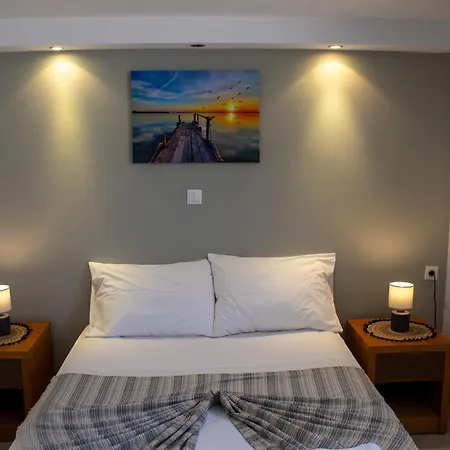 아파트 Ismini Basement Retreat